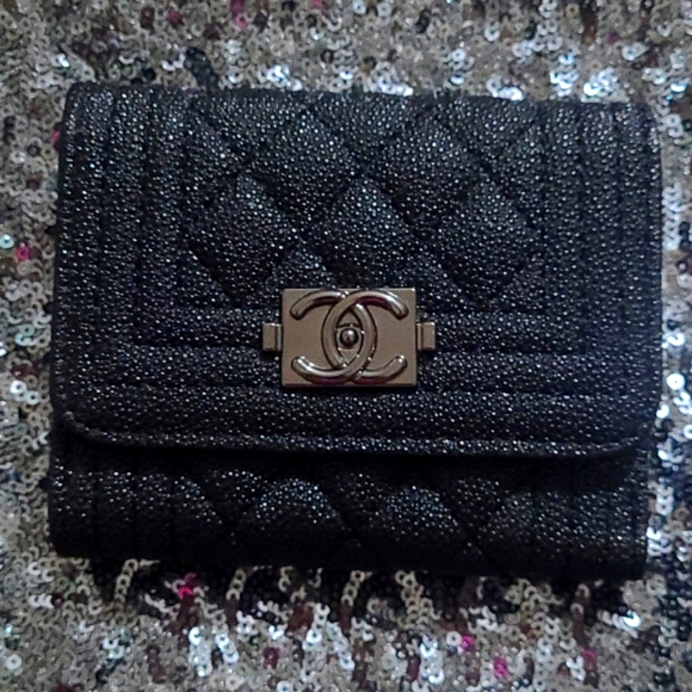 New, Boy Ch a n e l Wallet Black Silver Metal fittings